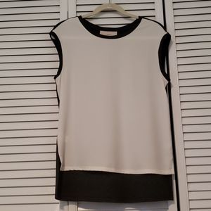 Off White And Dark Gray Loft Top
